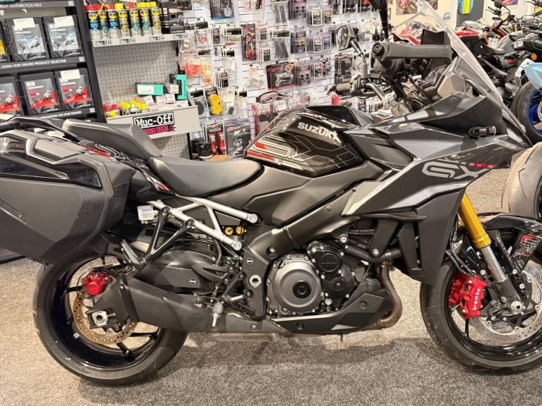 2024 Suzuki GSXS 1000 GX Plus