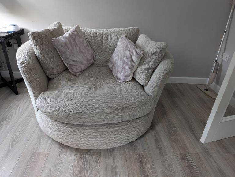 Sofology spin chair