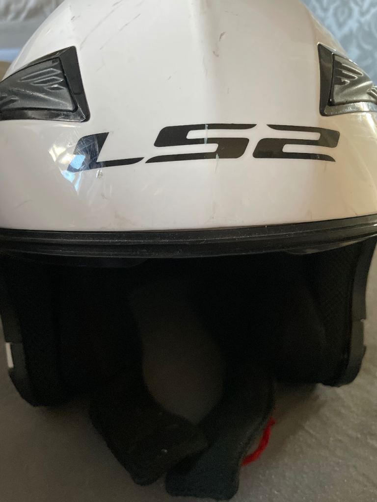 Motorcycle helmet 