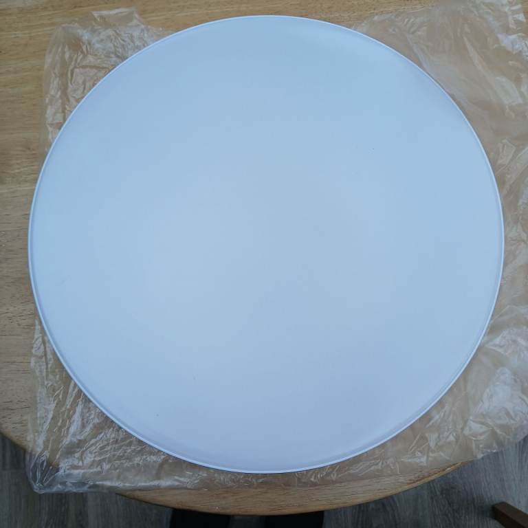 Circular LED light fitting 