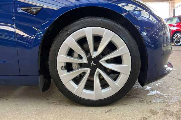 2021 Tesla Model 3 Long Range AWD 4dr Auto SALOON ELECTRIC Automatic