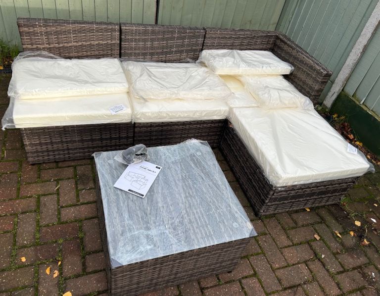 Garden furniture 