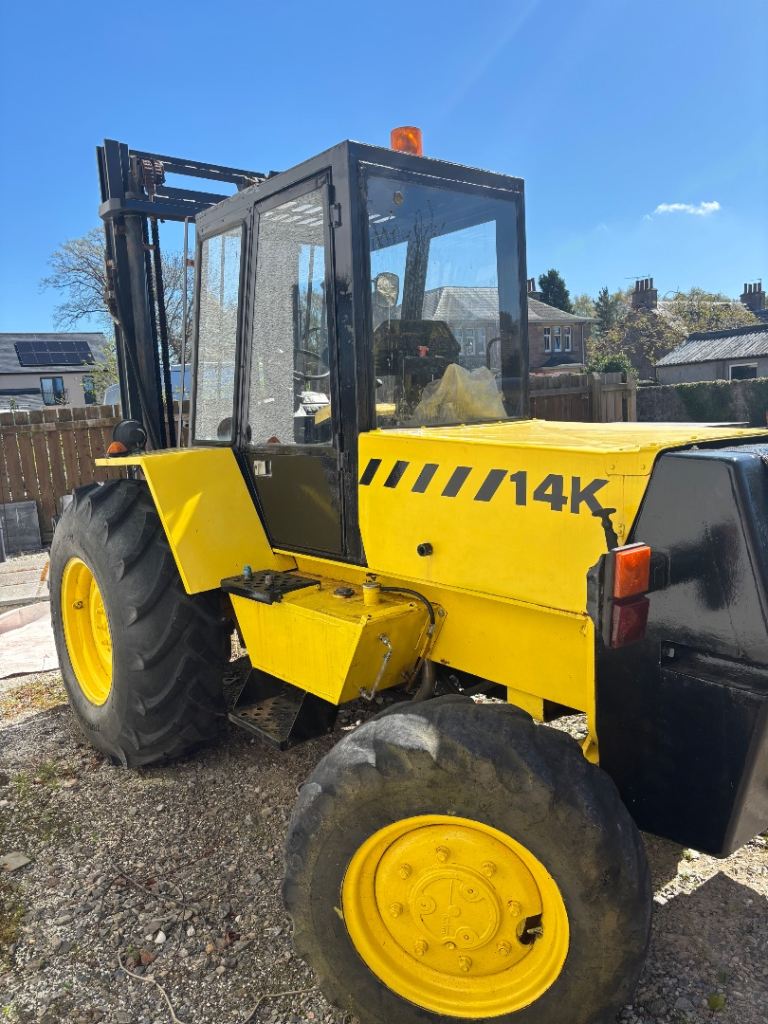 Massey Ferguson Rough Terrain forklift truck