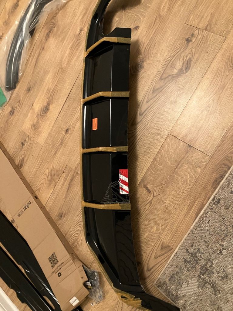 Reiger rear Diffuser for 2022 Ford Focus ST Diesel/ ST line 