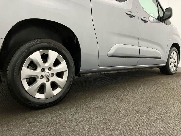 2020 Vauxhall Combo Life 1.5 Turbo D Energy XL 5dr [7 seat] Estate DIESEL Manual