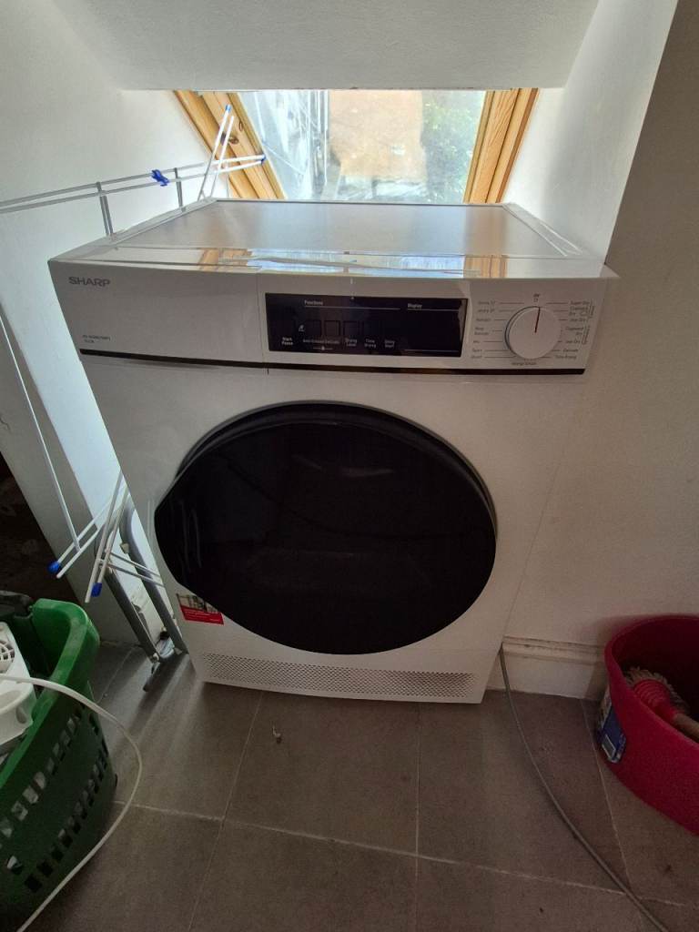 PRICE DROP - Sharp KD-NCB8S7GW91-EN 8Kg Condenser Tumble Dryer - White, Good Condition