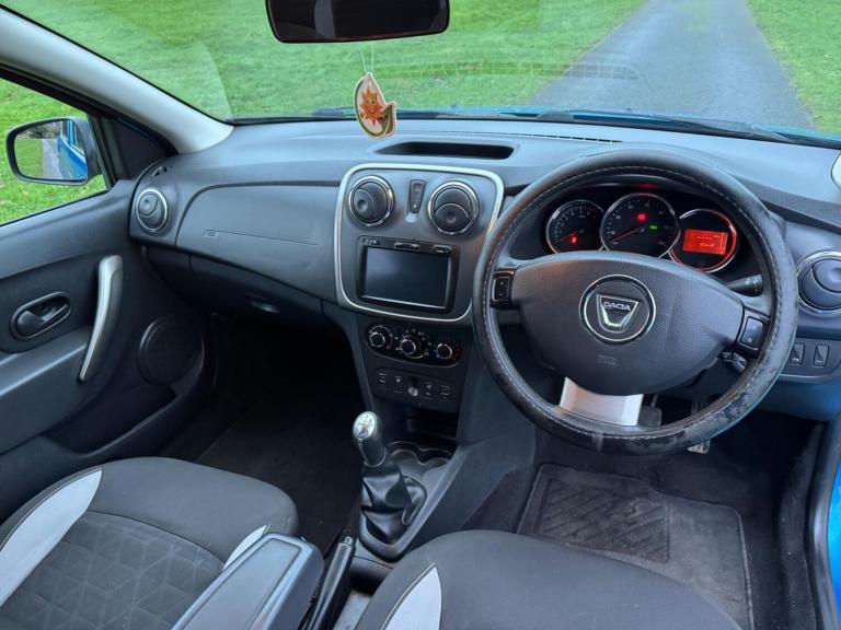 2014 Dacia Sandero Stepway 1.5 dCi Laureate 5dr HATCHBACK DIESEL Manual