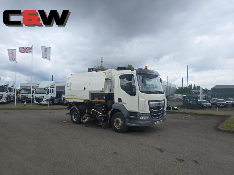 2020 (20) DAF LF230 FA 4x2 Road Sweeper - 242000kms