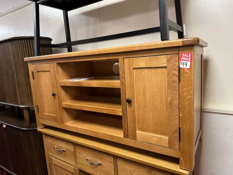 Kent 2 Door Oak TV Unit - Natural