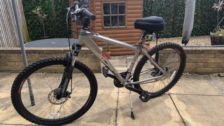 Raleigh Apollo XC26 SE