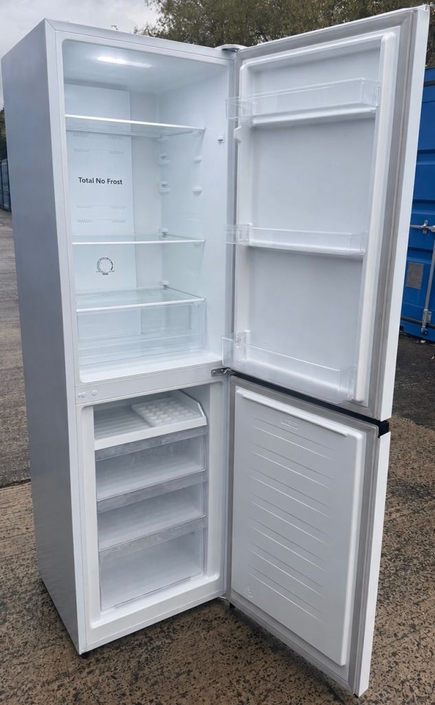 Fridgemaster Frost-Free LED Fridge Freezer For Sale/ FREE DELIVERY
