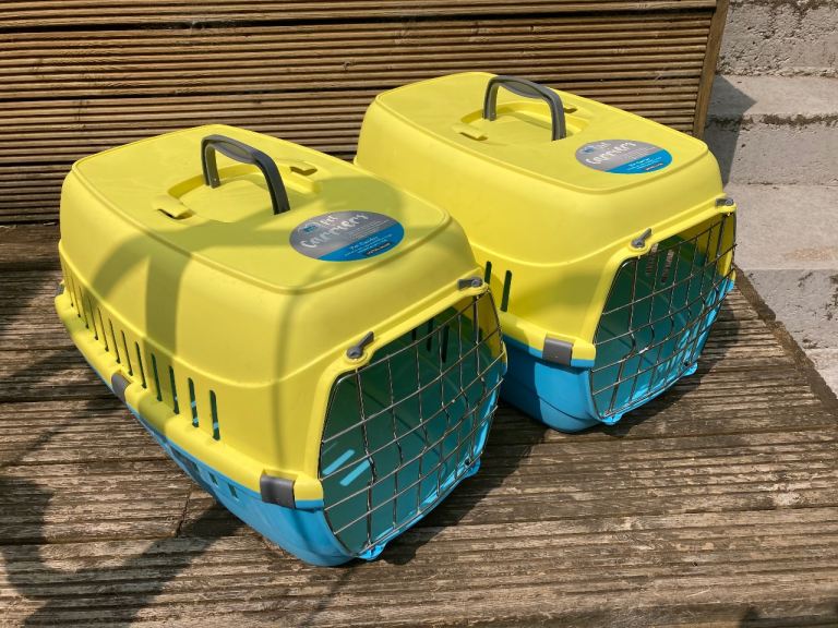 Pets at Home Roadrunner Wire Door Single Pet Carrier Small up to 8kg X 2