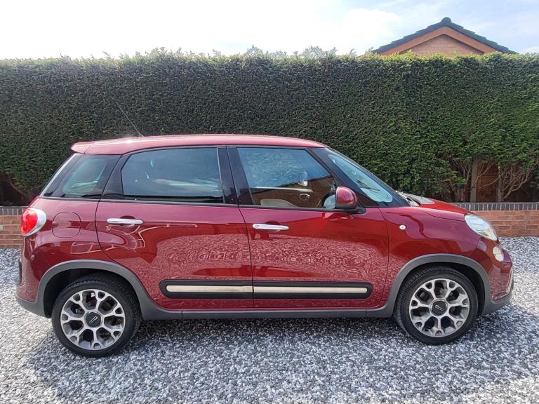 FIAT 500L TREKKING 1.4 PETROL 2 OWNER 77K FULL HISTORY IDEAL FAMILY VEHICLE 