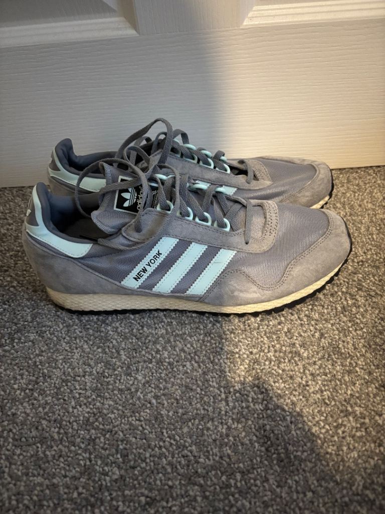 Adidas - Men’s Size 10 Trainers.