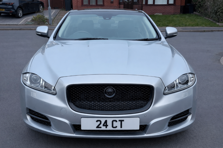 🚨 Jaguar XJ LWB Portfolio 5.0 V8 – MASSIVE SPEC – LUXURY BEAST 🚨