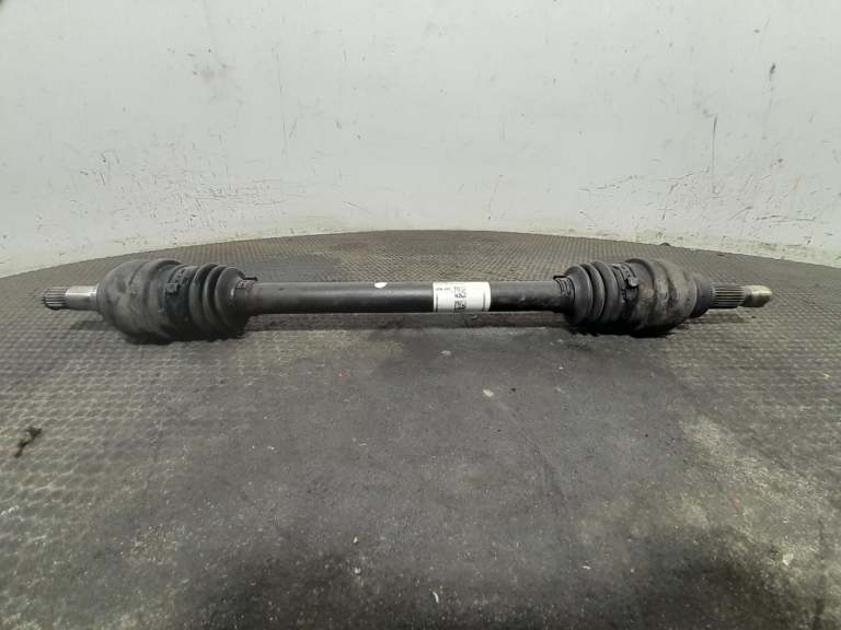Mercedes A Class Driveshaft N/S 2012-2018 Petrol 7 [Mvr:Speed] Automatic Lh