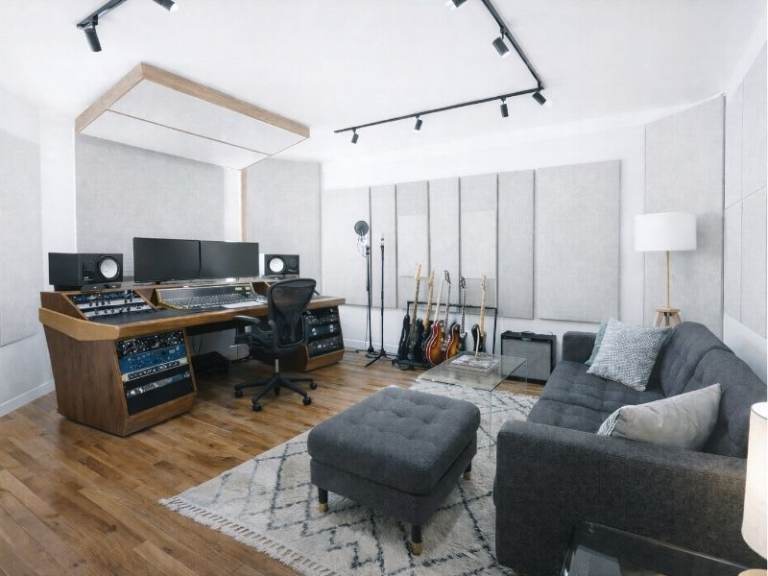 Large Music Studio | Podcast | SoundProof Room In Hackney East London E9