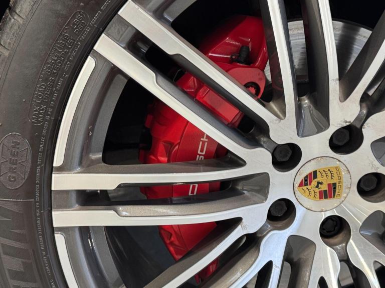 2017 Porsche Macan GTS 5dr PDK ESTATE PETROL Automatic