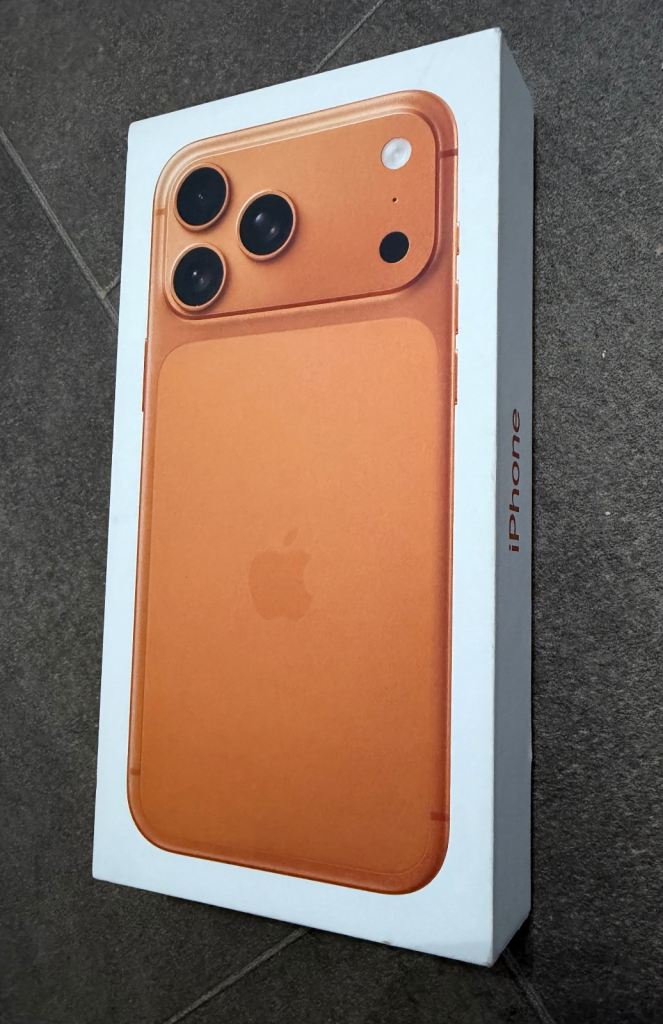   IPHONE 17 PRO MAX / 2TB / COSMIC ORANGE / BRAND NEW FULLY BOXED