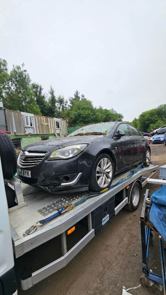 Vauxhall insignia 64 plate breaking 