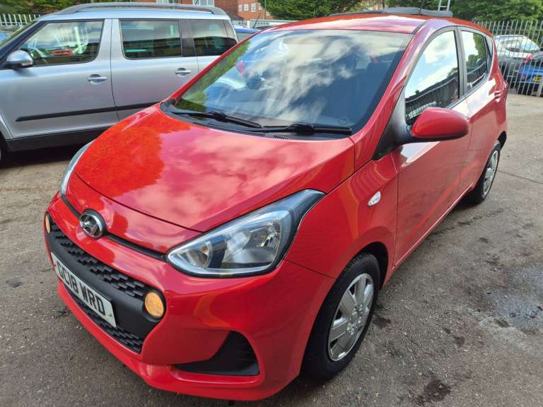 Hyundai i10 1.0 SE 5dr Petrol