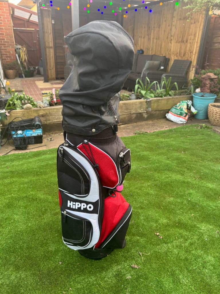 Men’s full set of golf clubs, woods and bag 