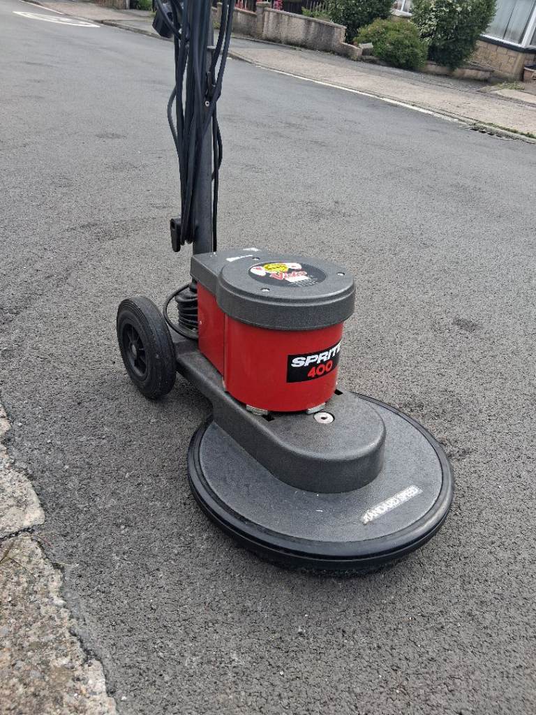 Floor buffer