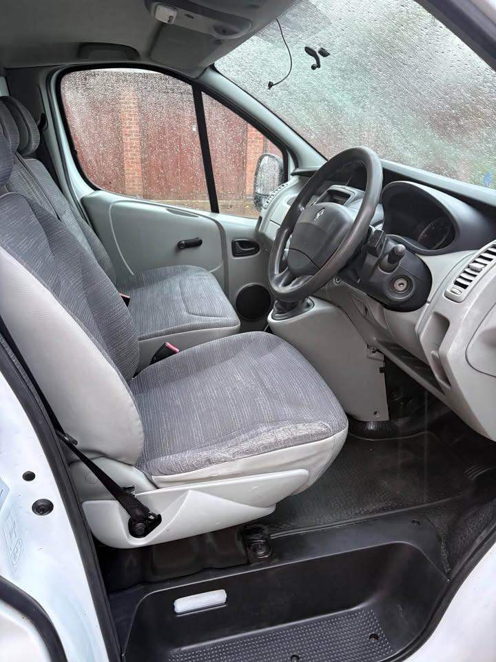 Renault, TRAFIC, Panel Van, 2011, Manual, 1996 (cc)