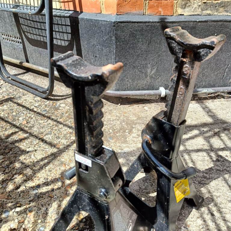 Car axle stands Halfords 3 tonne