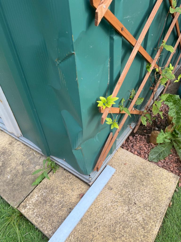 Aluminium garden shed