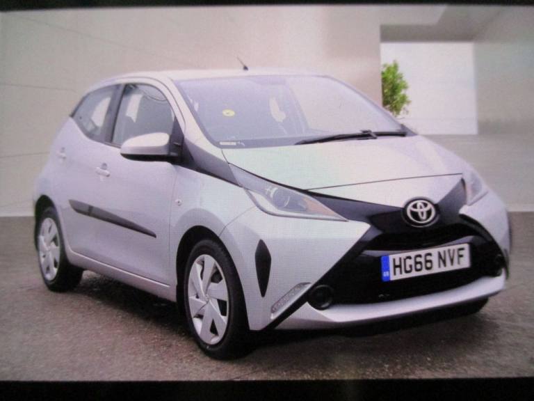 2017 Toyota AYGO 1.0 VVT-i X-Play 5dr HATCHBACK PETROL Manual