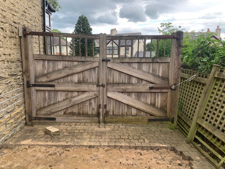 11ft Driveway gates 