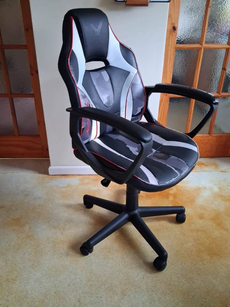 Gaming chair
