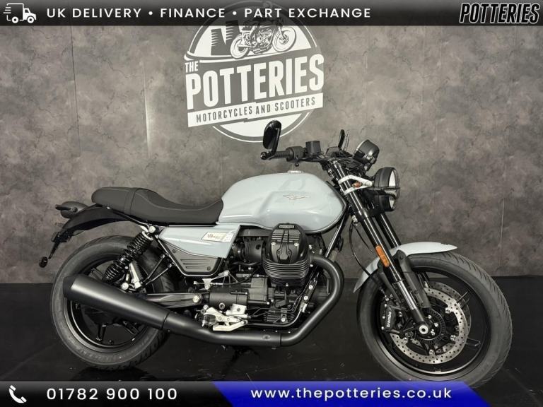 Moto Guzzi V7 Sport 2026 **official Moto Guzzi Dealer in Stoke On Trent!**