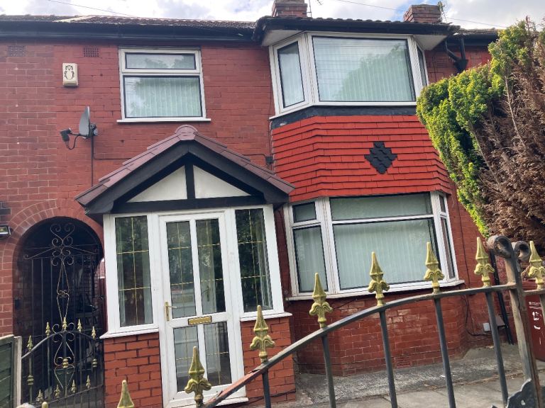 3 bed house to let