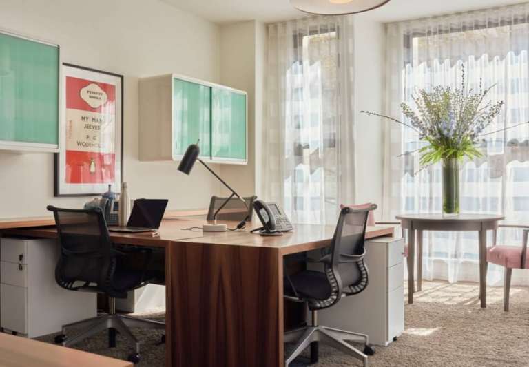 Kensington Serviced Offices - Sizes From 2 to 70 Desks - Flexible Furnished Spaces in W8