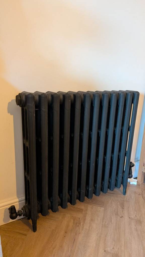 Cast iron radiator - used, good condition