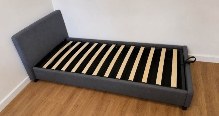 Single Ottoman Storage Bed Frame with Slats – Grey Fabric, Good Condition