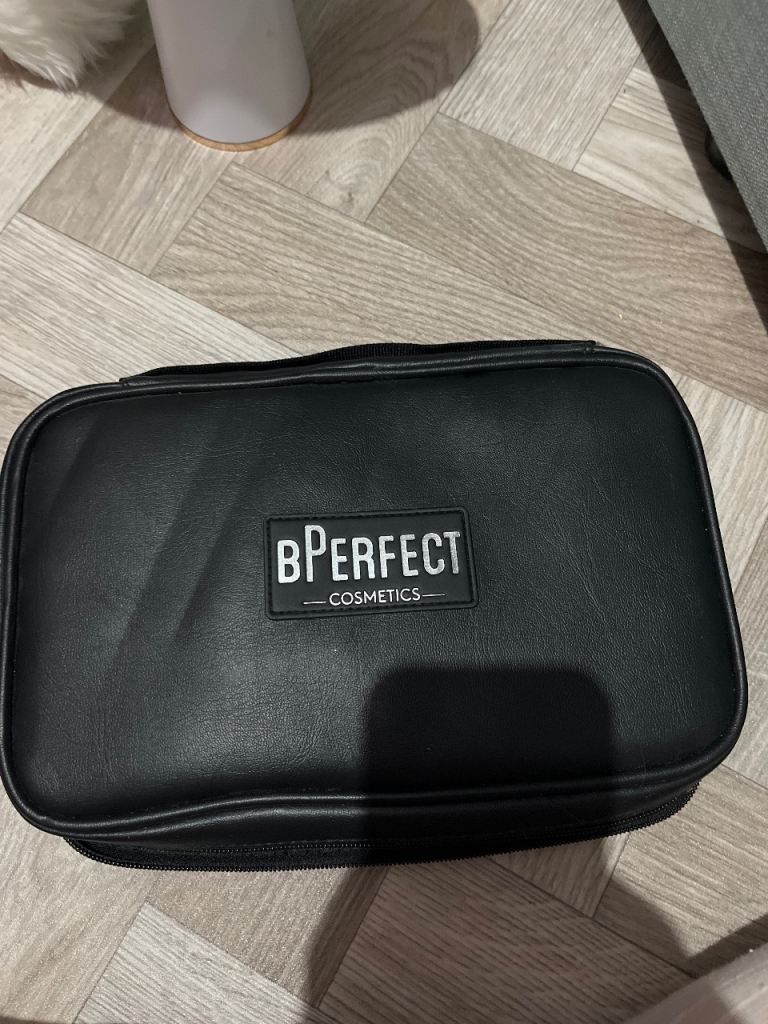 BPerfect Cosmetics Makeup Bag - Black, Good Condition