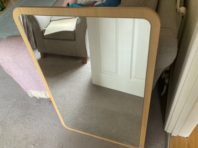 Wood effect Framed Mirror – Good Condition