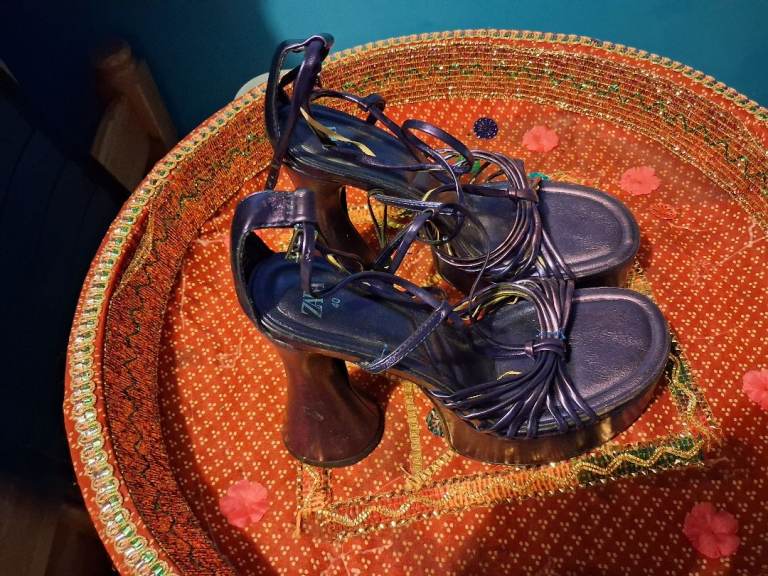 Ladies shoes