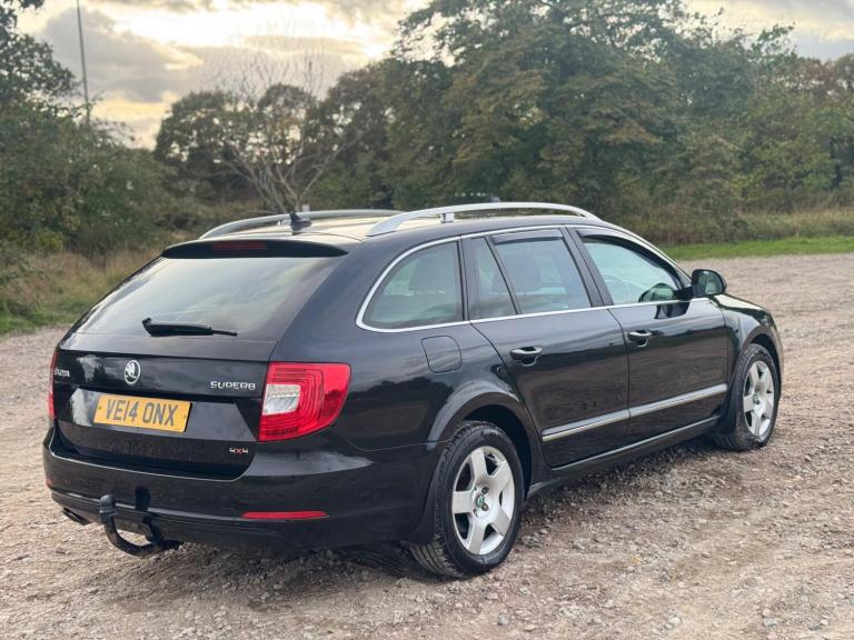 2014 Skoda Superb 2.0 TDI CR 170 Elegance 4X4 5dr DSG ESTATE DIESEL Automatic