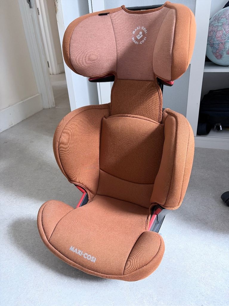 Maxi-Cosi Child Car Seat – Good Condition