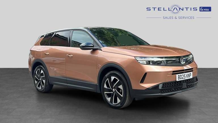 2025 Vauxhall Grandland 1.2 Ultimate SUV 5dr Petrol Hybrid e-DCT Euro 6 (s/s) (136 ps) SUV Hybrid...