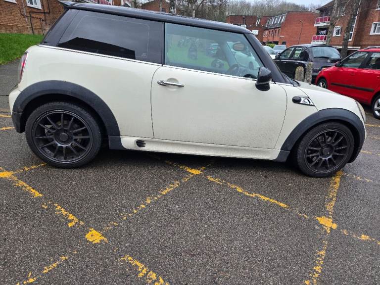 4x100 17inch Alloy wheels 