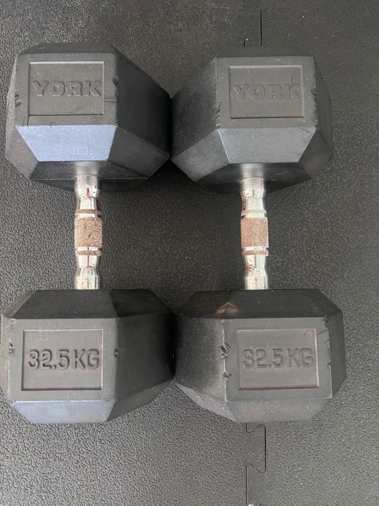 Pair of 32.5kg hexagonal dumbells 