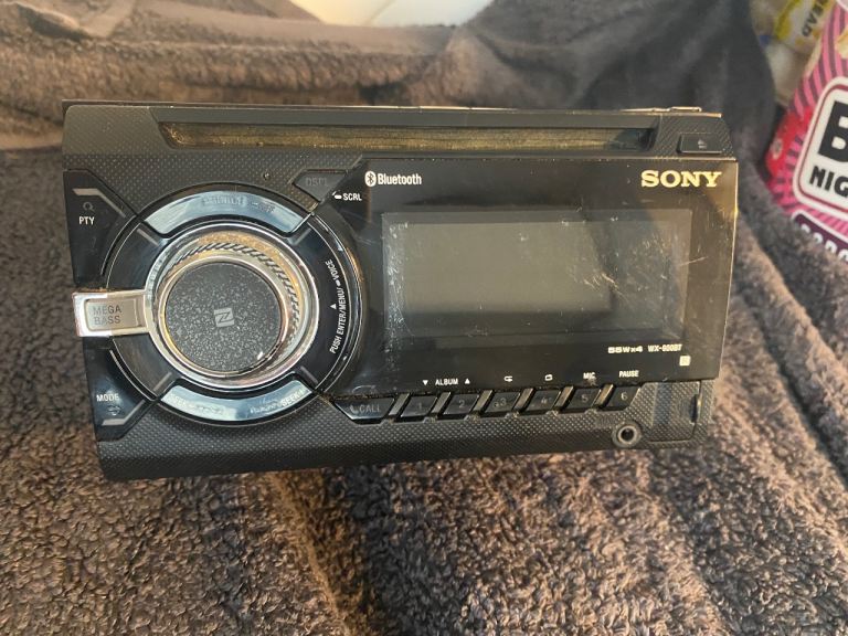 Sony car stereo 