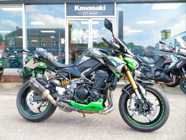 KAWASAKI Z900 SE PERFORMANCE EDITION 