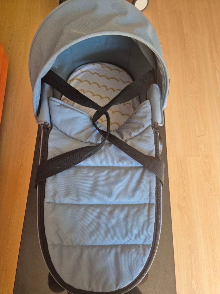 Yoyo Babyzen Bassinet shell