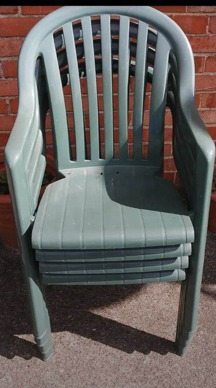 Large Plastic Garden Table With 4 Chairs